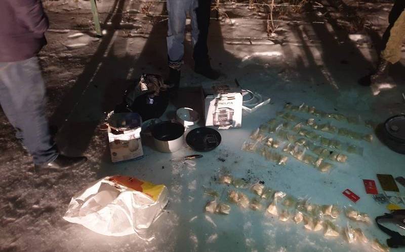 Донские пограничники изъяли у контрабандиста 2,9 кг наркотиков