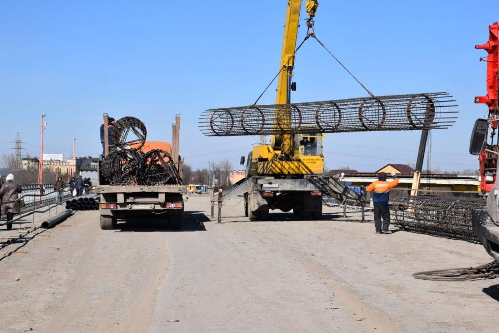 В Ростове продолжается реконструкция путепровода