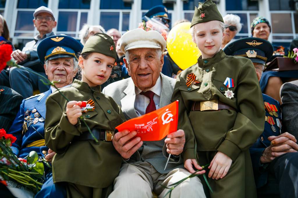 Почта России доставит поздравления Президента ветеранам к 9 мая