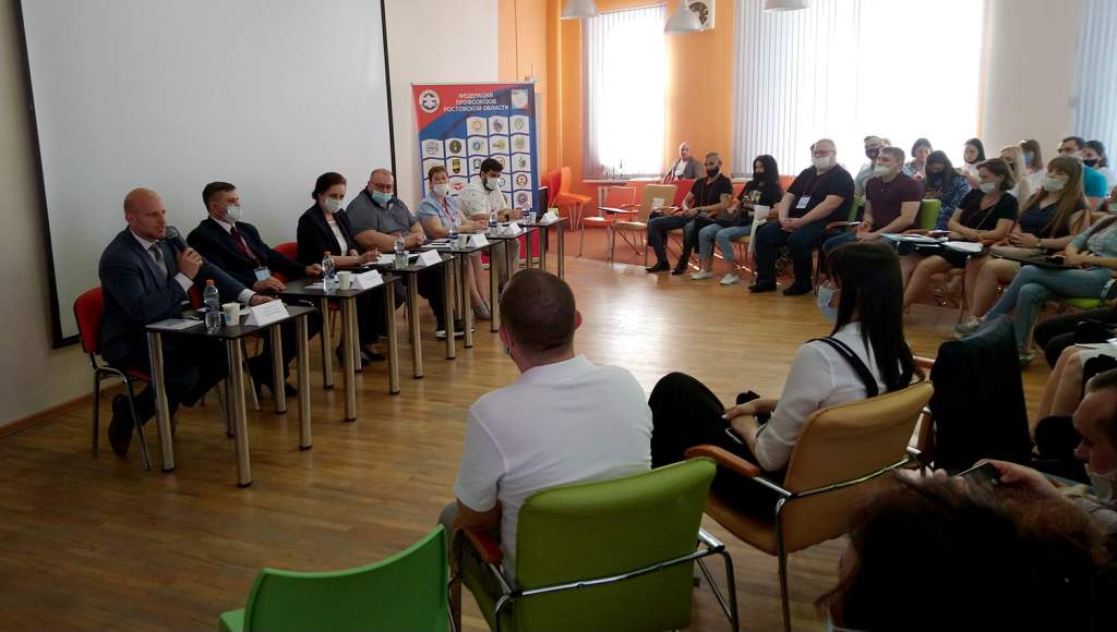 В Таганроге хотят создать Совет работающей молодежи