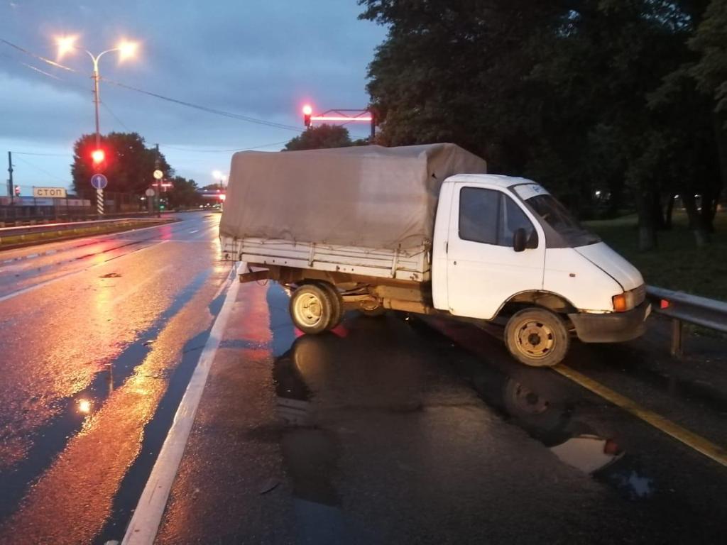 Под ростовом. Авария в Ростовской области.