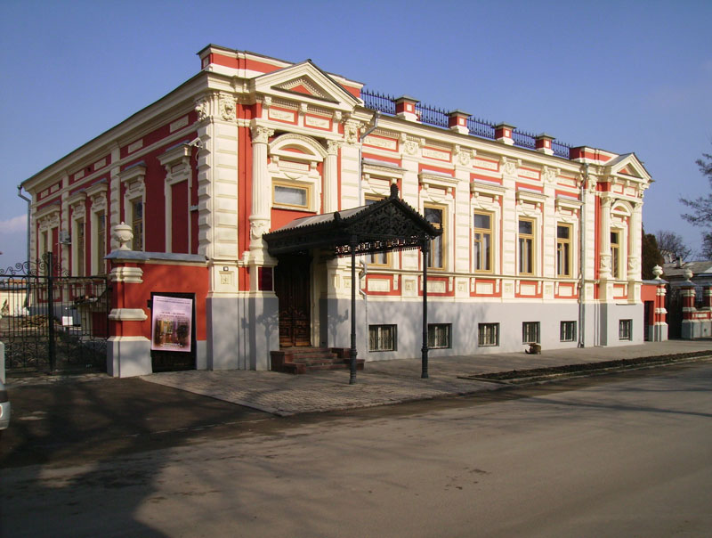 Музей Таганрога приглашает на осенний коллаж