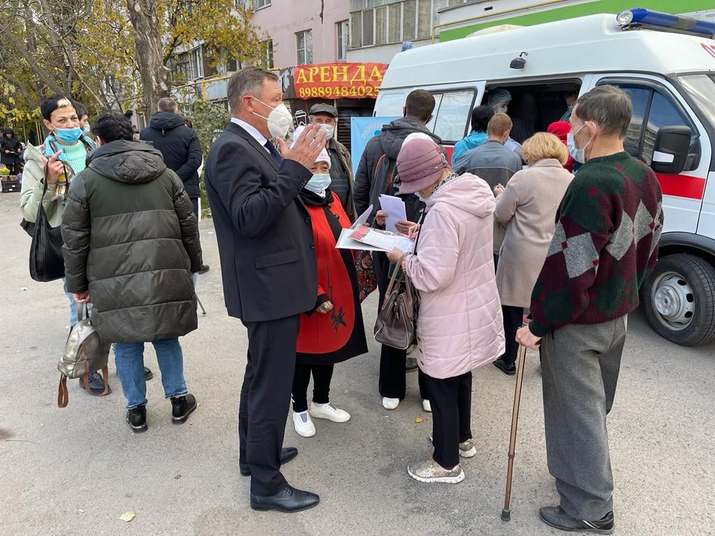Вчера в Таганроге работали мобильные пункты вакцинации