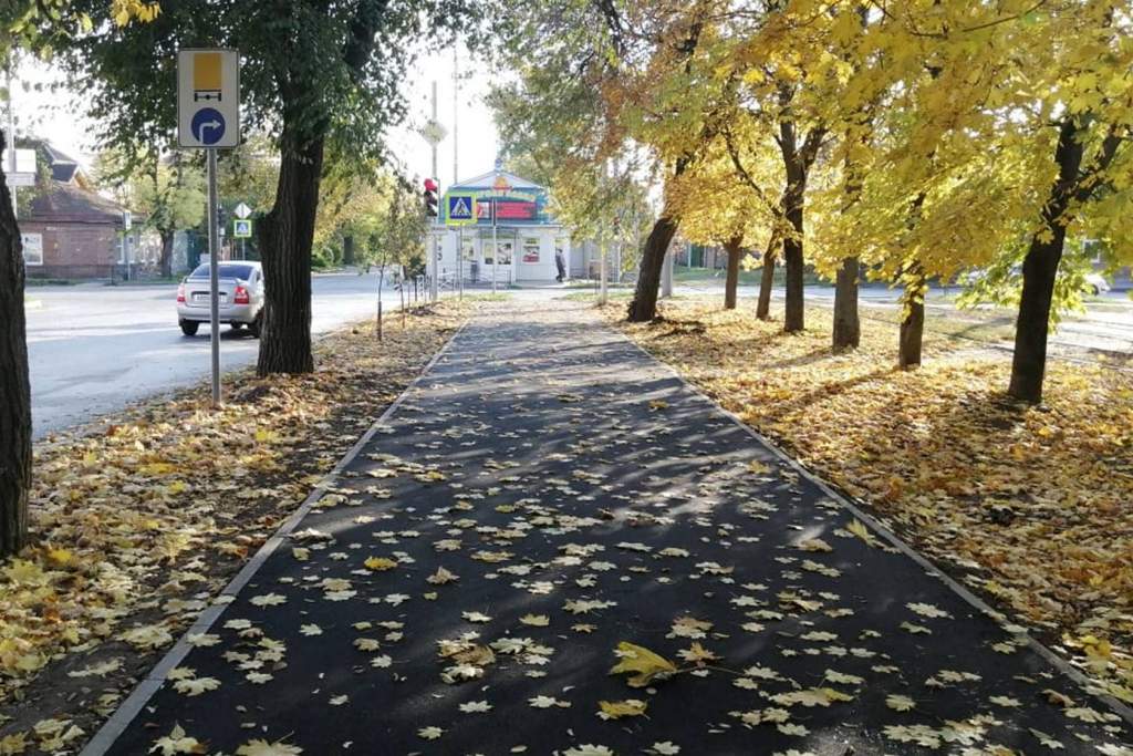 В Таганроге отремонтирован тротуар в Смирновском переулке