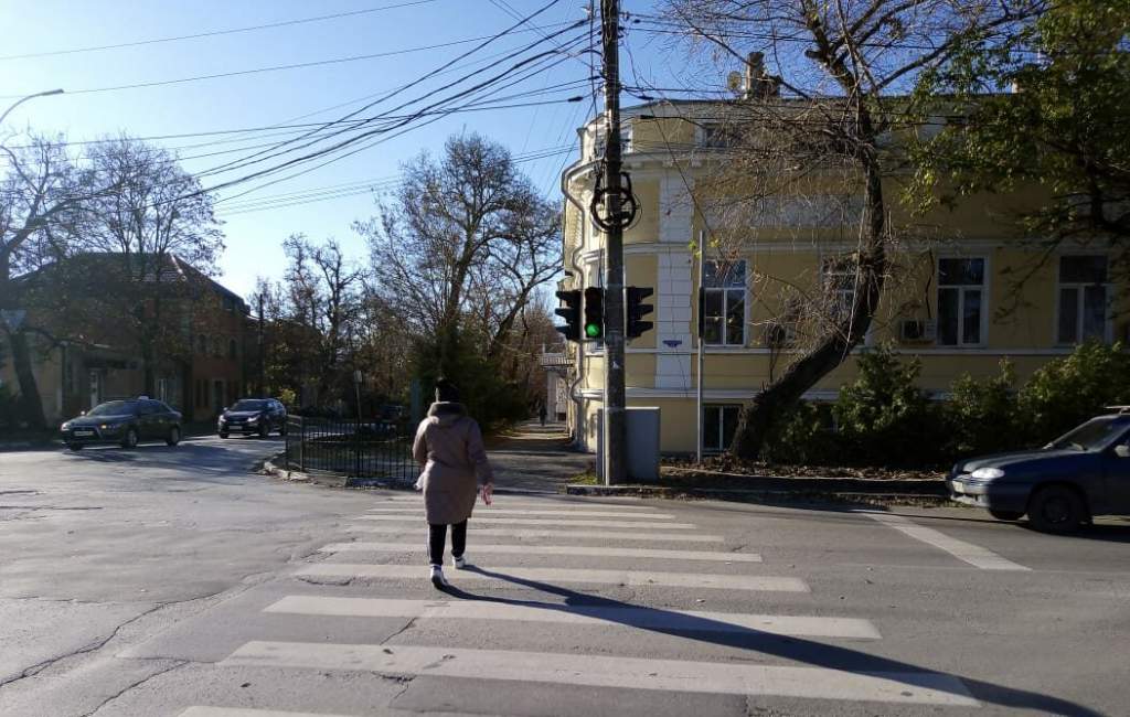 С начала года на Дону погибли 90 пешеходов