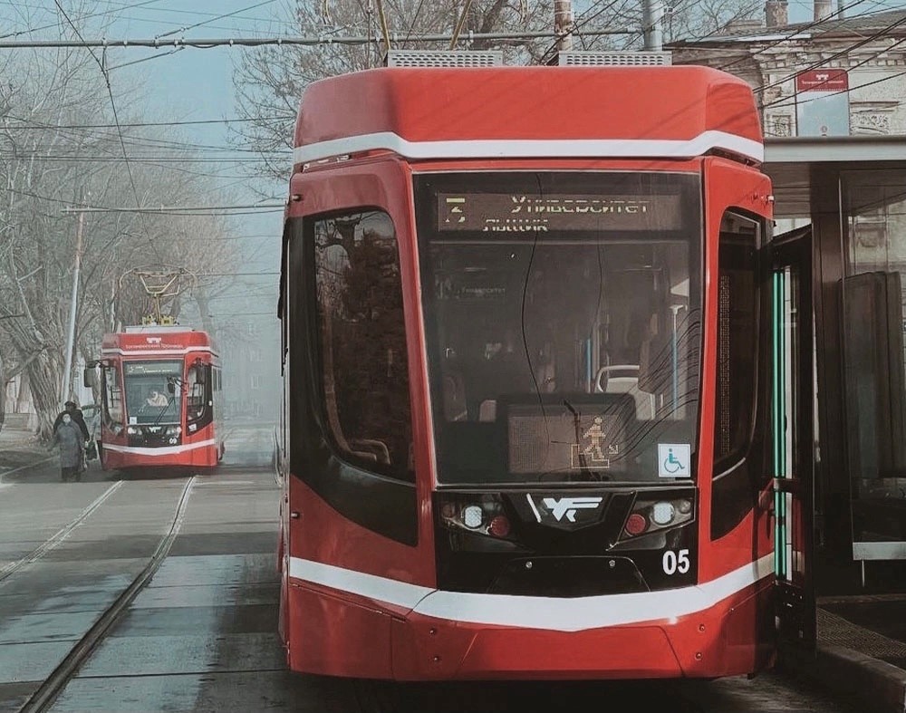 В Таганрог продолжают поступать новые трамваи