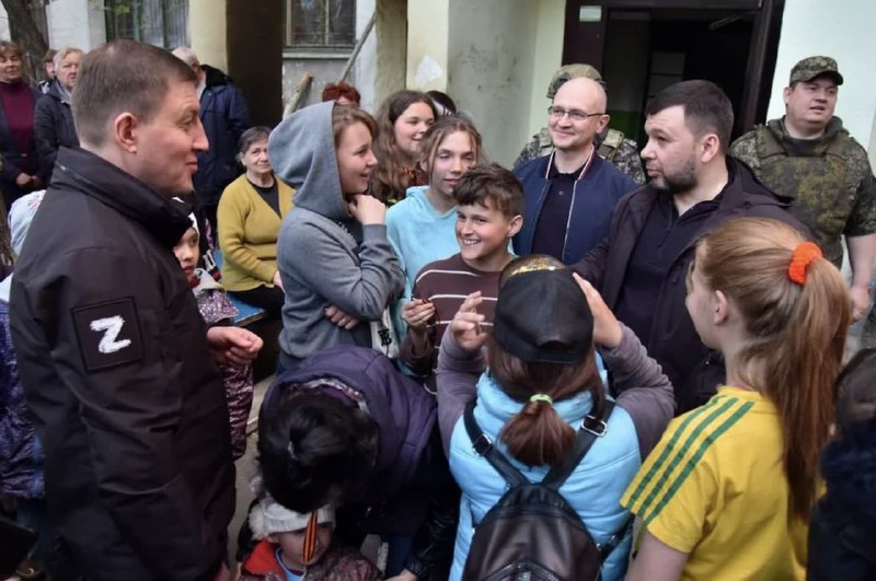 Сергей Кириенко с рабочей поездкой посетил Мариуполь