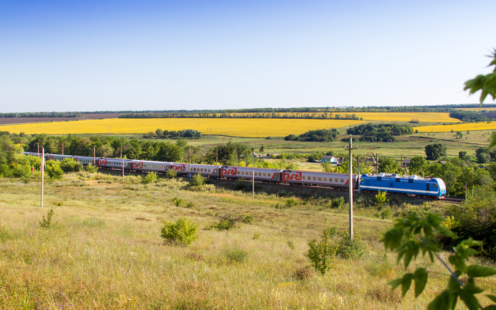 Железнодорожное сообщение между Донбассом и Ростовской областью скоро восстановят