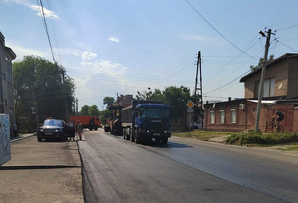 В Таганроге по нацпроекту отремонтировали три дороги