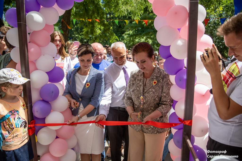 В Таганроге открылся инклюзивный центр «Луч надежды»   
