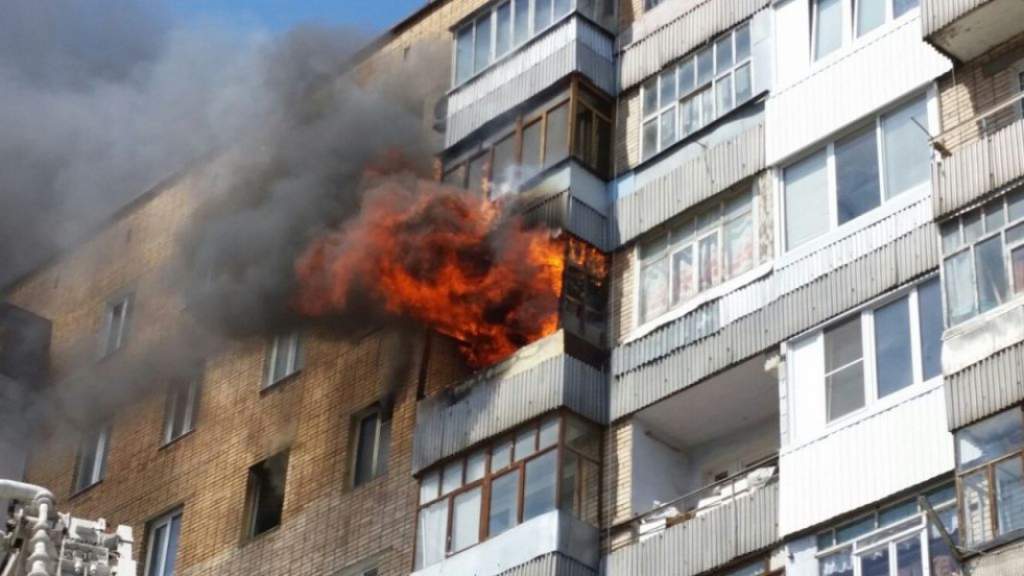 Пожар в многоэтажке