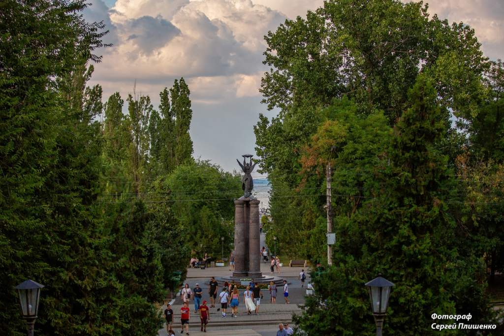 Монументу на Пушкинской набережной исполнилось 20 лет