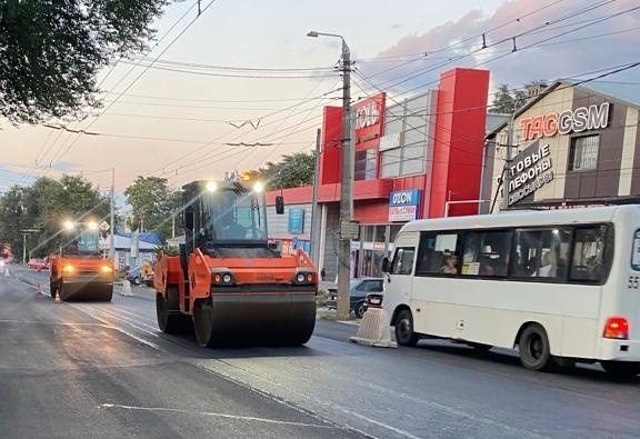 Ремонт дорог по нацпроекту продолжается в Таганроге
