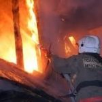 На пожаре в многоквартирном доме погиб человек