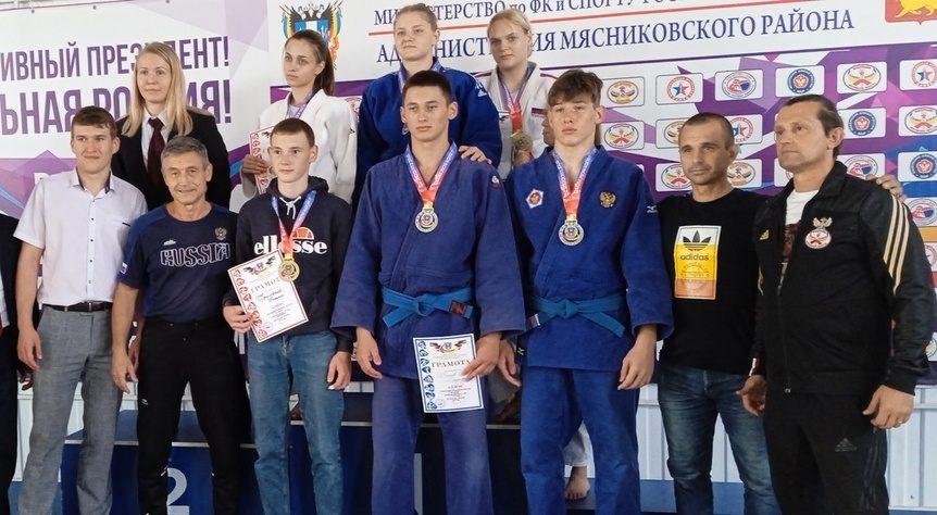 11 медалей завоевали спортсмены Таганрога на первенстве по дзюдо