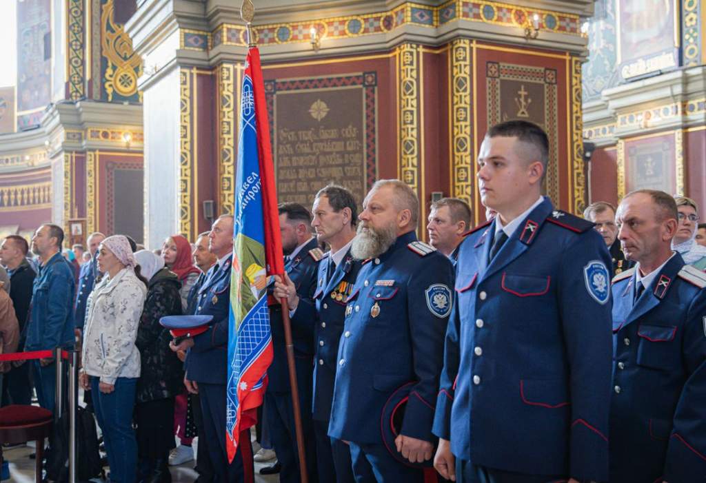 Казаки Таганрога отметили праздник Покрова Пресвятой Богородицы