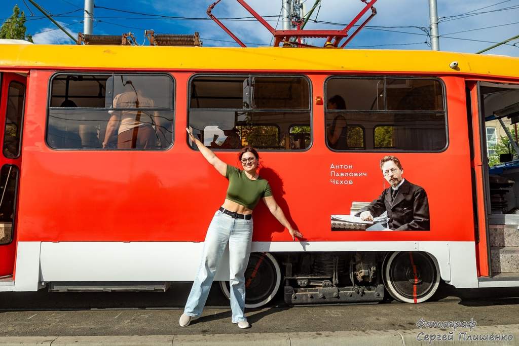В Таганроге на маршрут вышел музыкальный трамвай